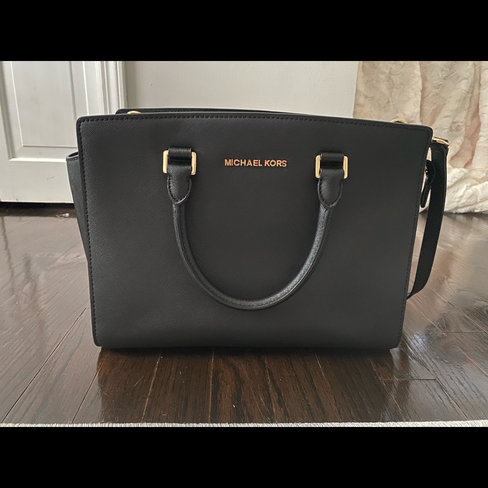 Michael Kors Large Selma Zip Top Satchel